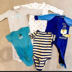 Baby boy cloths pajamas and onesies - 9 Months